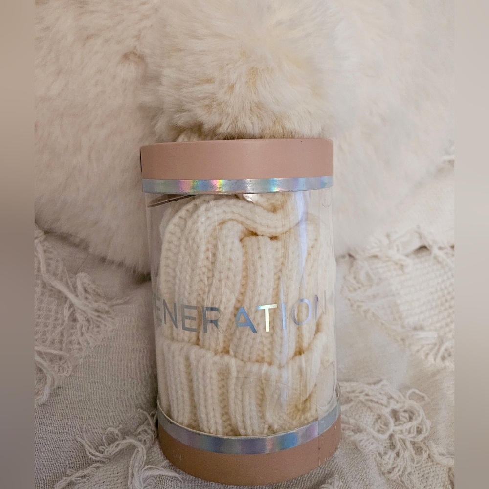 New BCBGeneration Cream Hat Toque With Pompom